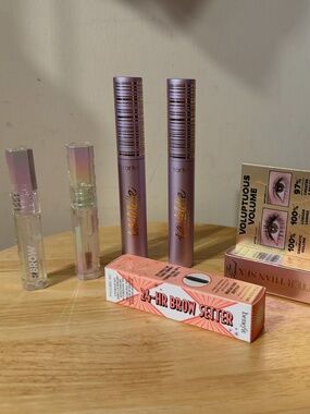 Lot of two tarte mascaras and two Kosas brow gels full sizes and bonus NEW